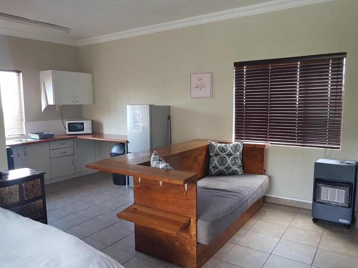 Private Apartments & Biz Stays Претория Екстериор снимка