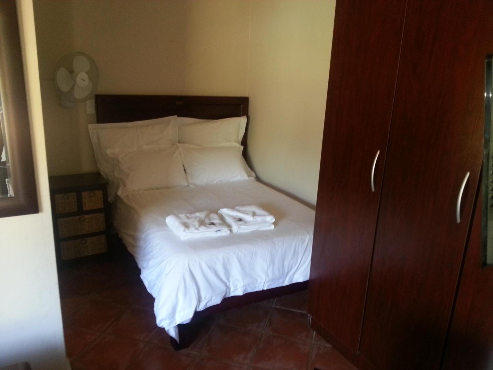 Private Apartments & Biz Stays Претория Стая снимка