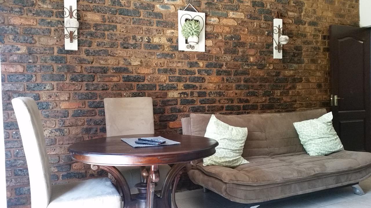 Private Apartments & Biz Stays Претория Екстериор снимка