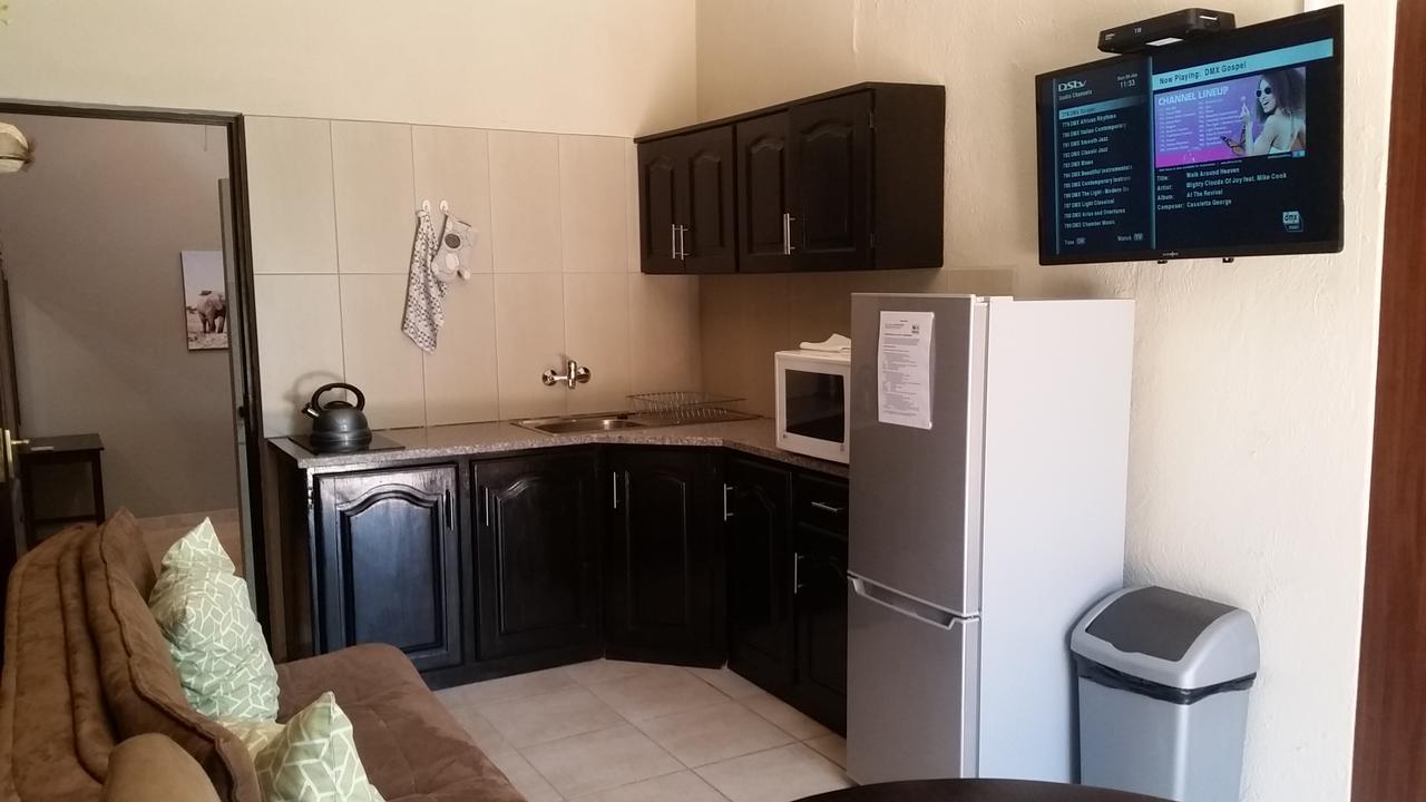 Private Apartments & Biz Stays Претория Екстериор снимка