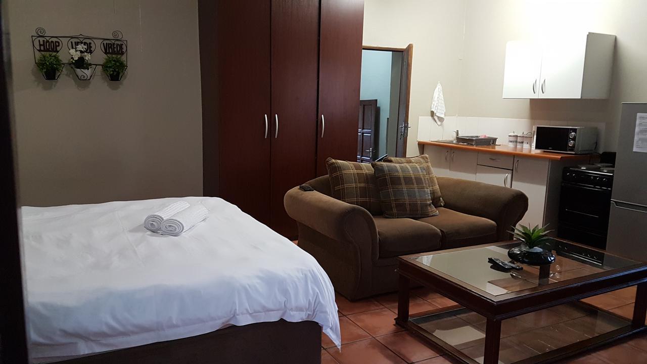 Private Apartments & Biz Stays Претория Екстериор снимка